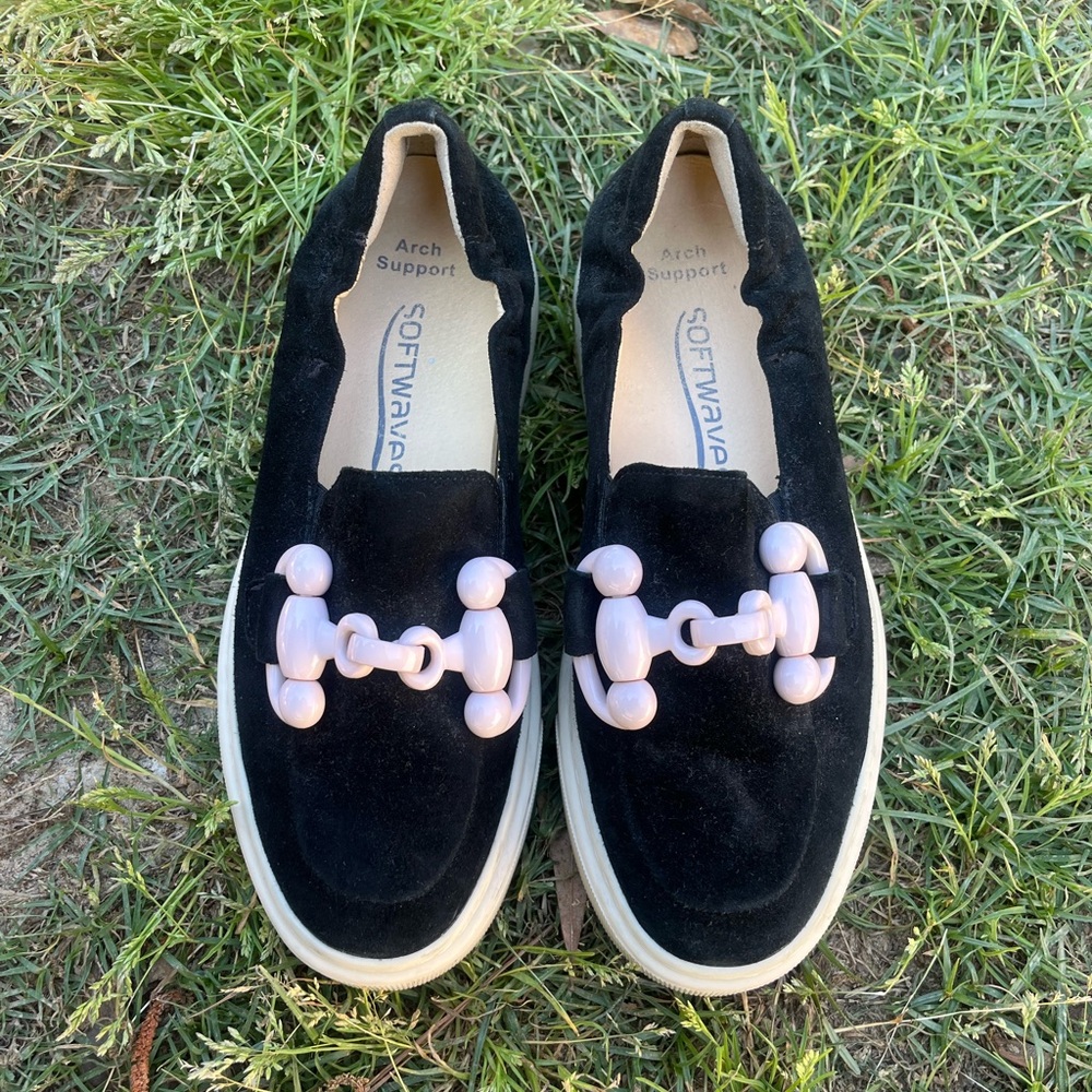 Softwaves Black Slip-On Loafers Size 37